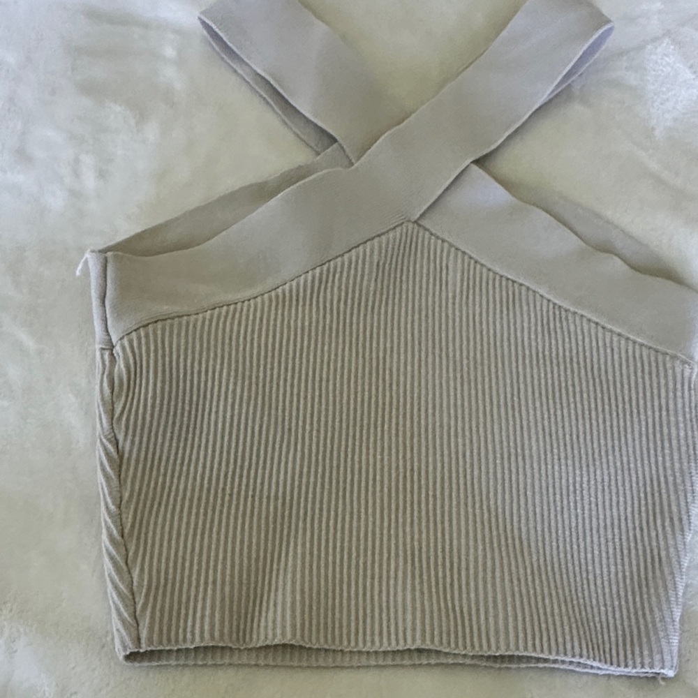 Babaton Ribbed Women's Top - Picture 3 of 6